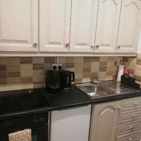Glenhill - Newly Renovated In A Unique Location Holiday home