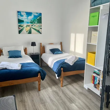 Glenhill - Newly Renovated In A Unique Location Holiday home