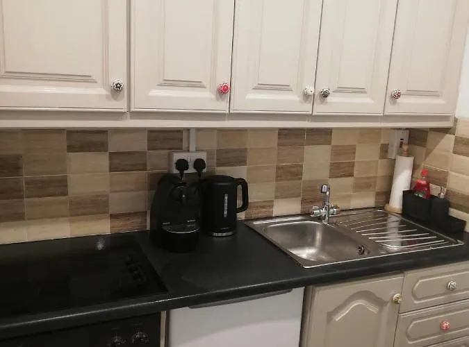 Glenhill - Newly Renovated In A Unique Location Vakantiehuis